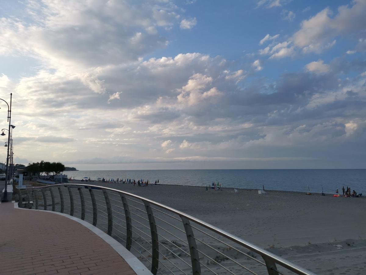 Un Posto Al Sole Bed & Breakfast Torretta  Bagian luar foto