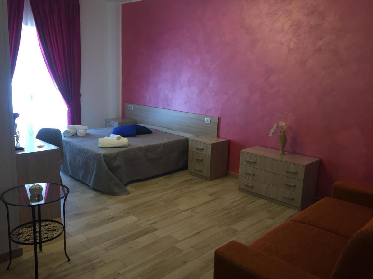 Un Posto Al Sole Bed & Breakfast Torretta  Bagian luar foto